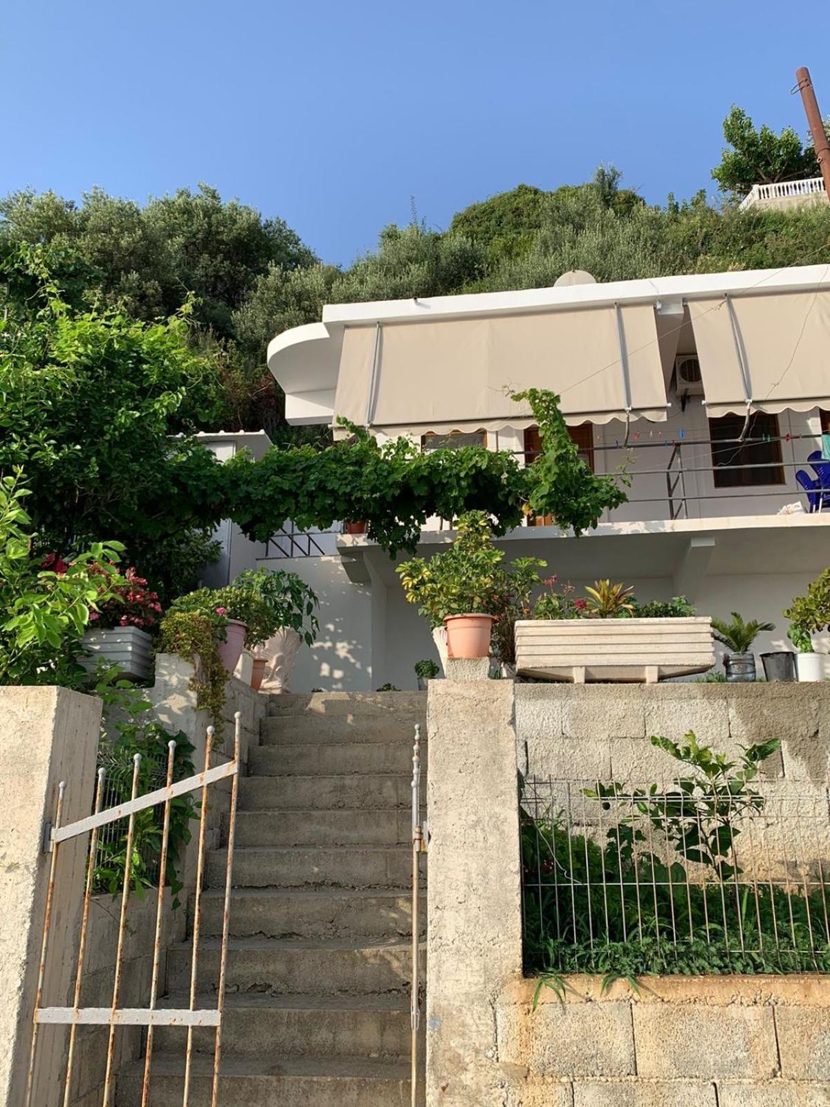 Sea La Vie Anesti Apartment Borsh Exterior photo