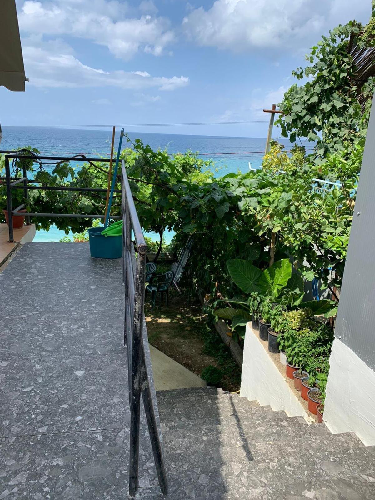 Sea La Vie Anesti Apartment Borsh Exterior photo